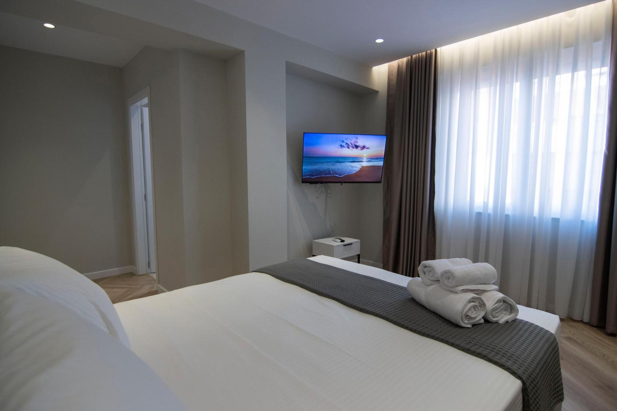 Mina Luxury Rooms Tirana Zewnętrze zdjęcie