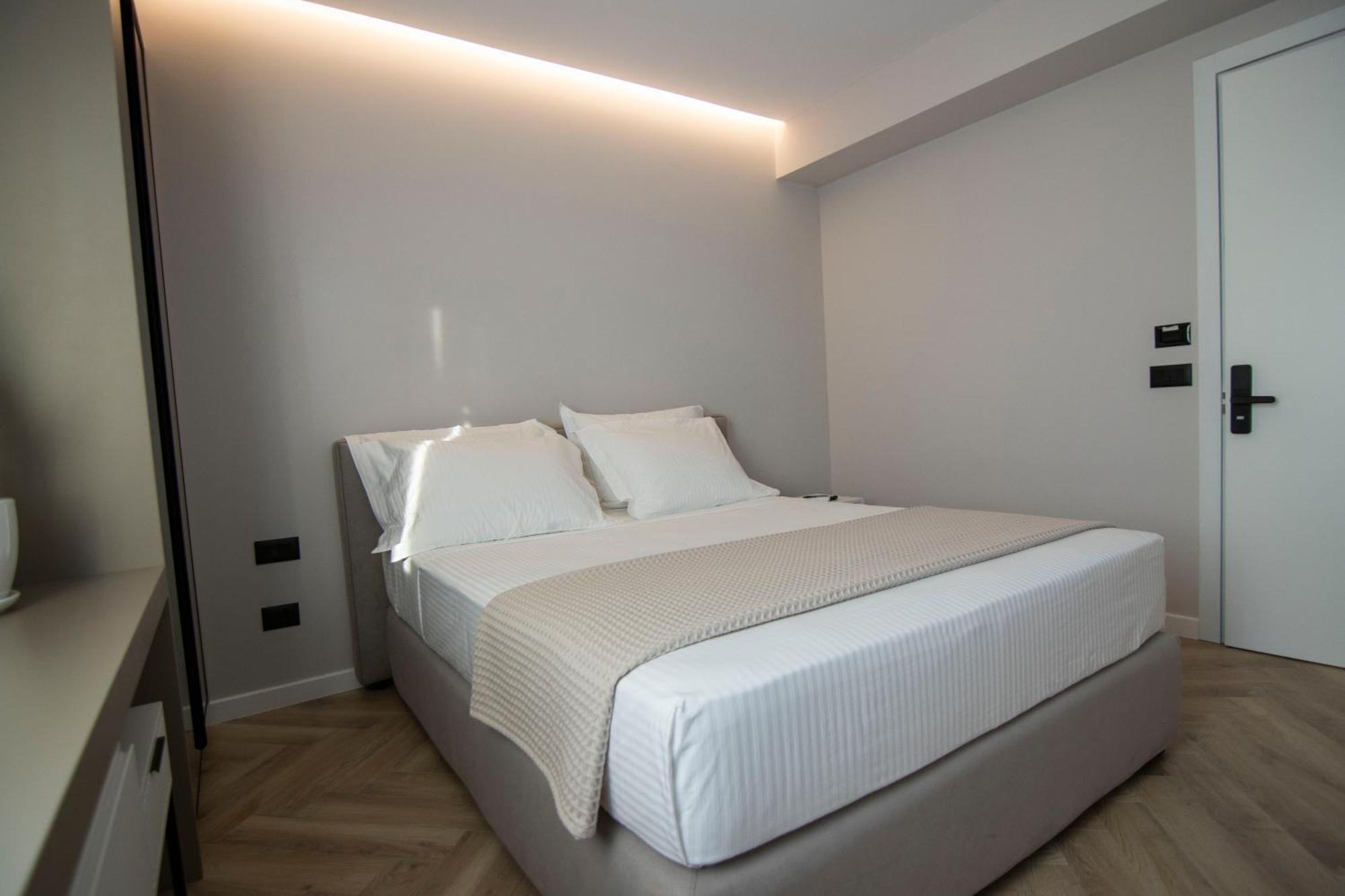 Mina Luxury Rooms Tirana Zewnętrze zdjęcie
