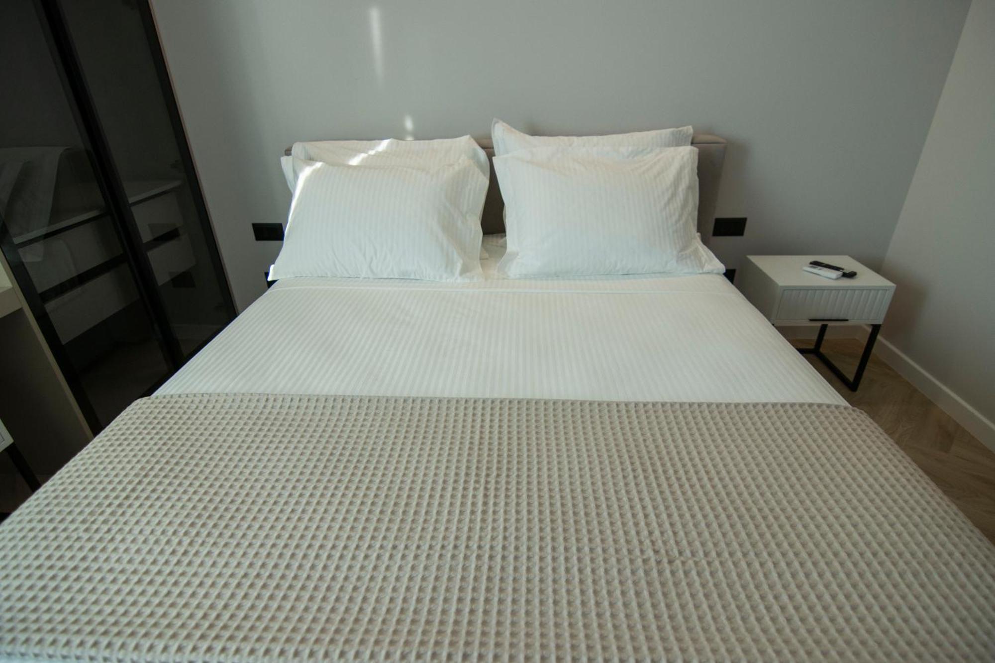 Mina Luxury Rooms Tirana Zewnętrze zdjęcie