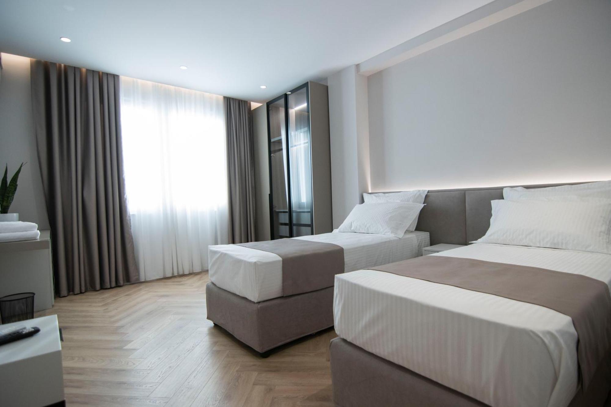 Mina Luxury Rooms Tirana Zewnętrze zdjęcie