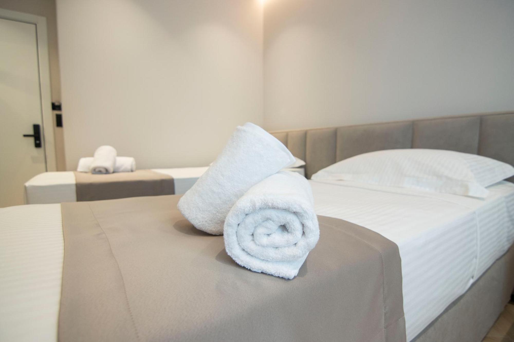 Mina Luxury Rooms Tirana Zewnętrze zdjęcie