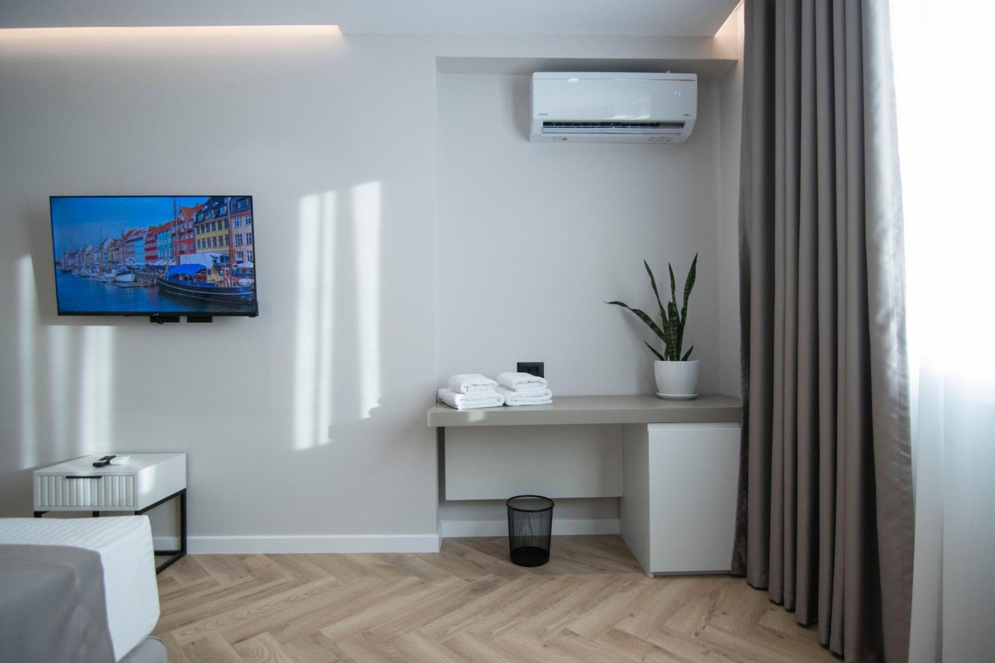 Mina Luxury Rooms Tirana Zewnętrze zdjęcie